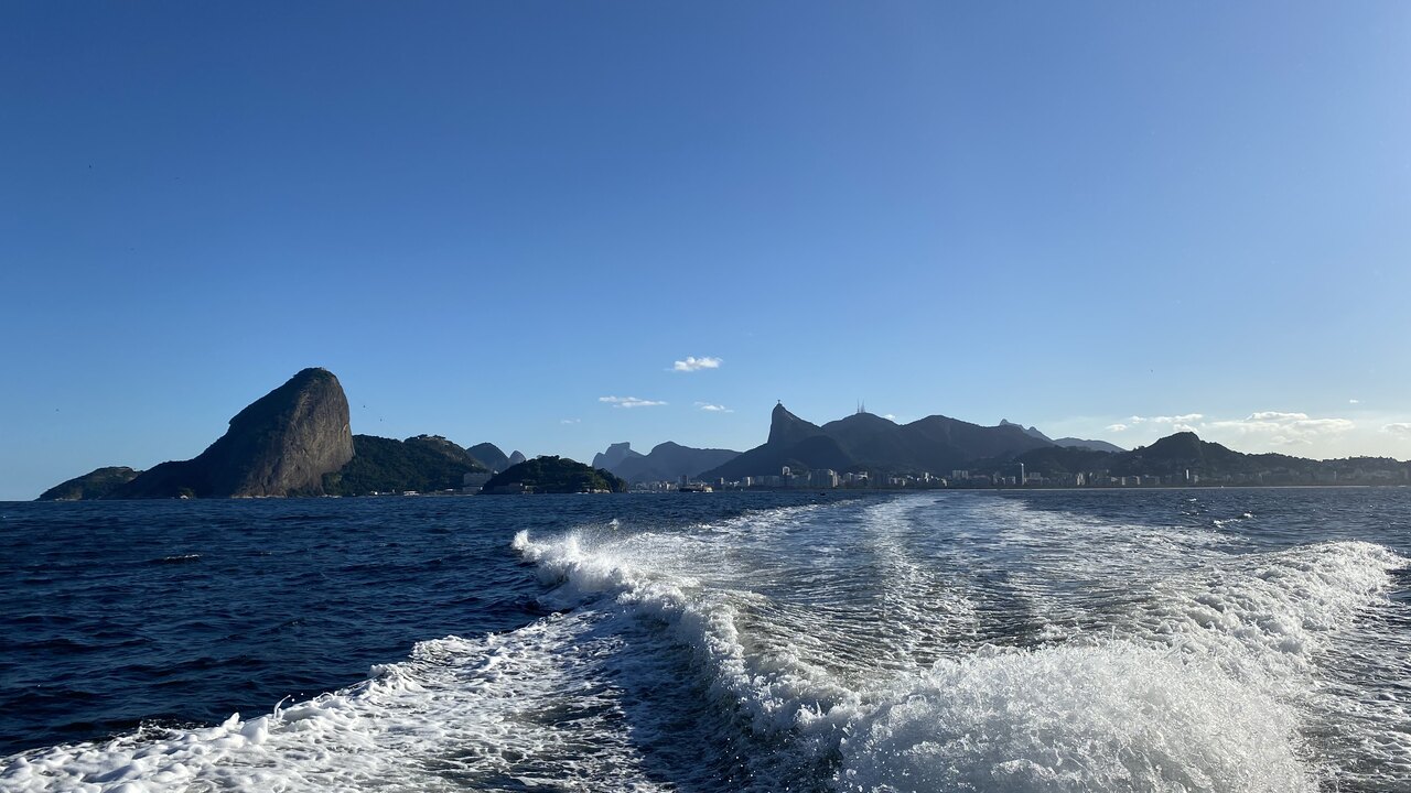 Paseo en lancha en Río de Janeiro en un día soleado en Marina da Glória