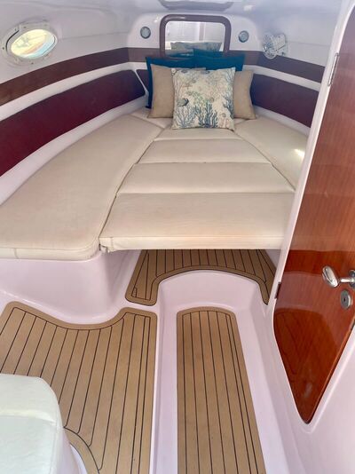 Magna 28 - Deck