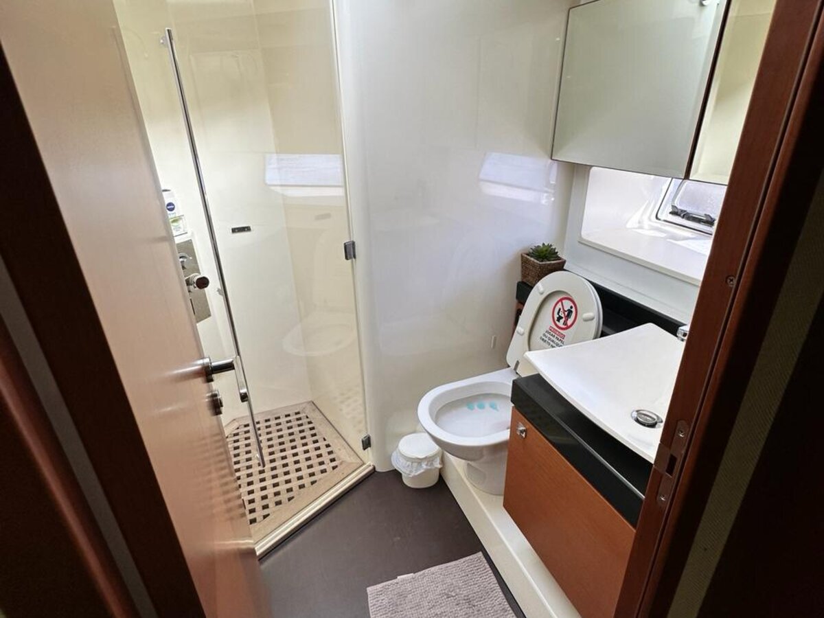 Prestige 60 - Segundo banheiro com claraboia