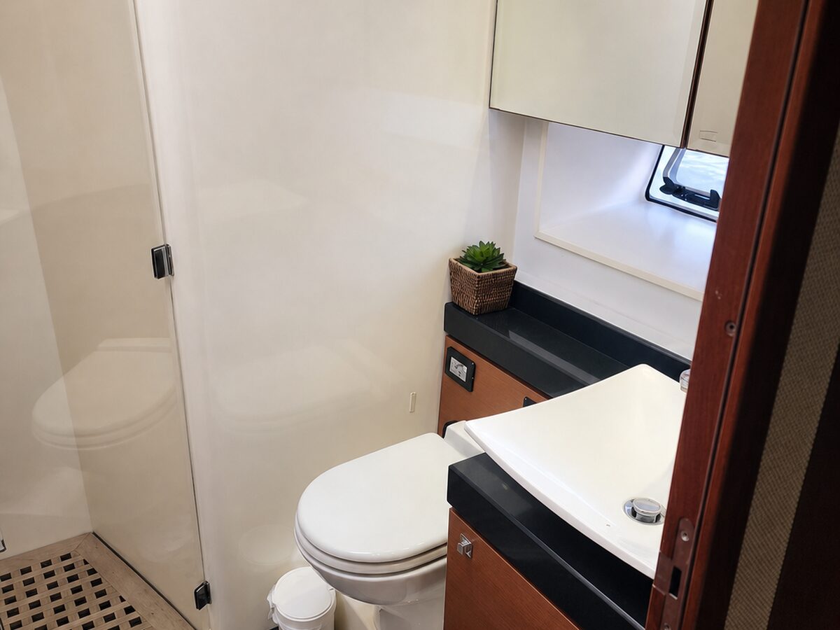 Prestige 60, foto 27 de 28