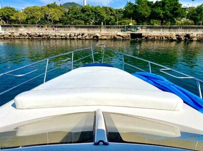 WeBoat Real 32 - Interior