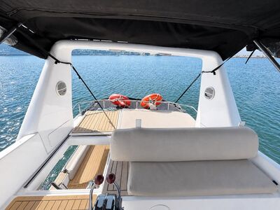 WeBoat 420 - Área de estar do flybridge