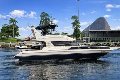 WeBoat 420 - Vista principal con Pan de Azúcar