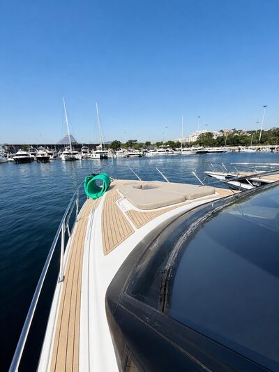 WeBoat Rio Star 50 - Solário de proa e deck em teca