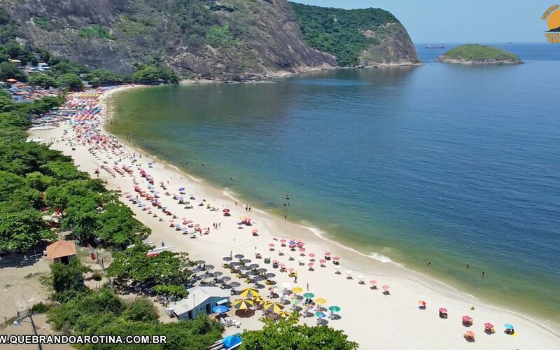 Boat trip to Itaipu and Camboinhas - secluded beaches in Niteroi